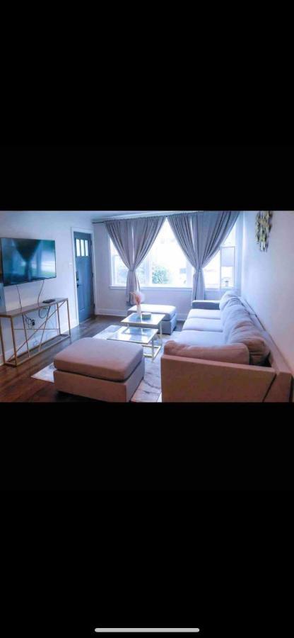 Lovely 1-bedroom Unit With Free Parking Lejlighed